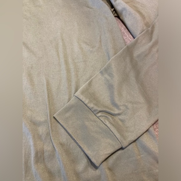 NWT Steve Madden women’s M long sleeve tee - Picture 4 of 5